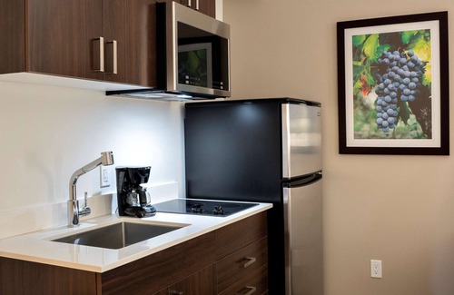 Okanagan-Similkameen Hotel | Coast Oliver Hotel