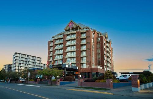 Inner Harbour Hotel | Coast Victoria Hotel & Marina by APA