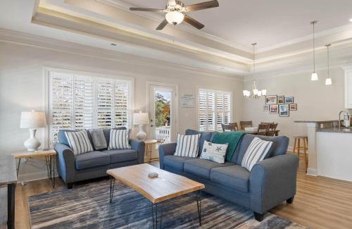 Murrells Inlet House | Coastal Charm Hallandale 3 Bdrm Vacation Home