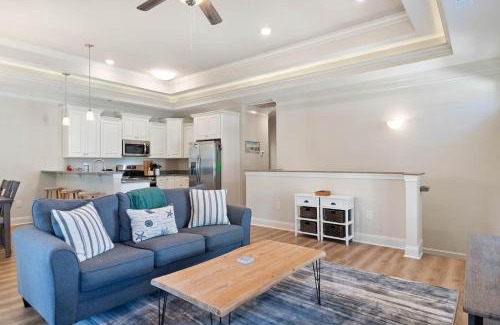 Murrells Inlet House | Coastal Charm Hallandale 3 Bdrm Vacation Home