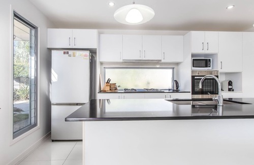 Kingscliff Apartment | Coastal charm on Casuarina Way with a pool!