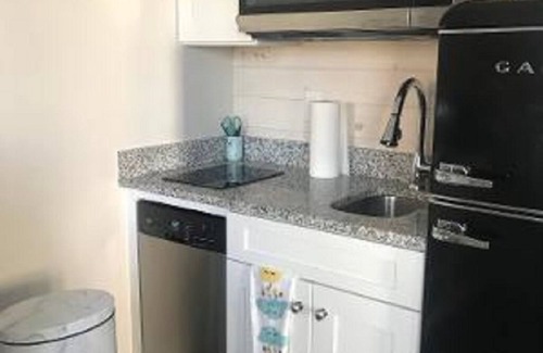 Kennebunk Cottage | Coastal Cottage in the heart of Kennebunk, ME