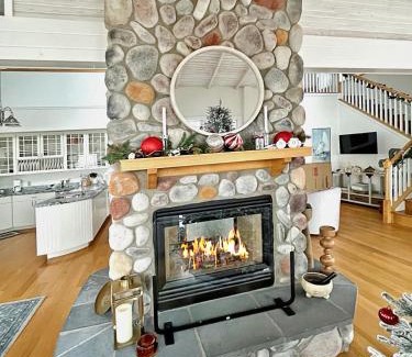 Stevensville House | Coastal Cottage