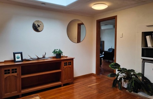 Shag Point House | Coastal Rural Haven with mind blowing Sea Views! 10 minutes South of Moeraki.