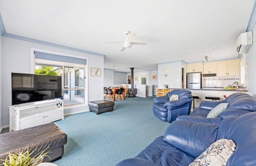 Tuross Head House | Coastal Tails @ Tuross Head