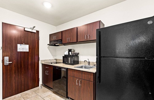 Superior Hotel | Cobblestone Hotel & Suites - Superior Duluth