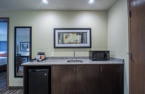 St. Marys Hotel | Cobblestone Inn & Suites - St Marys