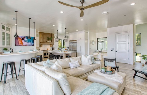 Avila Beach House | Cobbo's Beach House - Elevator/SPAS/Bar/GYM/Bikes/GOLF CART/Views/STEPS TO BEACH