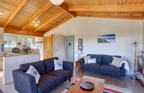 Binalong Bay House | Cockatoo Cabin