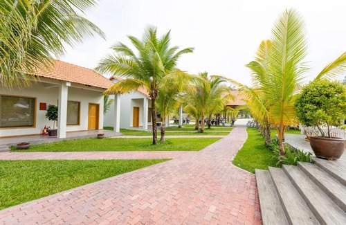 Ong Lang Resort | Coco Garden Resort