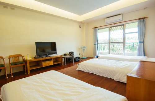 Hengchun House | Coconut Grove House B and B