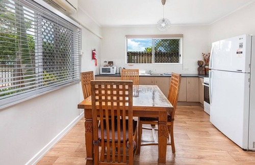 Scarness Apartment | Coconut Palms Two Bedroom Apartment - CoastHM