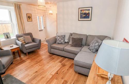 Burry Port House | Coeden Bach