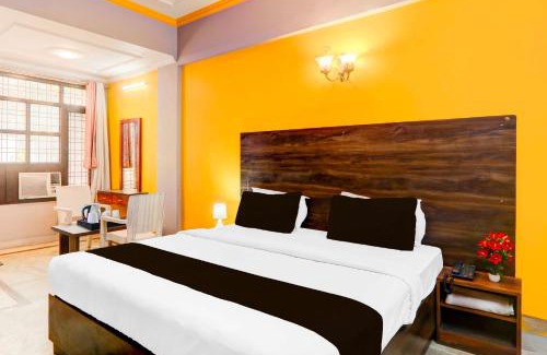 Indira Nagar Hotel | Collection O Insaf Nagar Munshipuliya