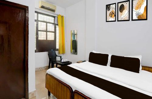 Indira Nagar Hotel | Collection O Insaf Nagar Munshipuliya