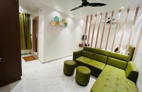 Narsampet Hotel | Collection O Narsampet Crossway Telangana Formerly Hotel Silver Moon