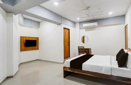 Gandhinagar Hotel | Collection O Sabarmati River Gandhinagar Formerly Hotel Royal Park