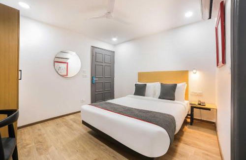 Delhi Hotel | Collection O Shahdara Near Yamuna Sports Complex