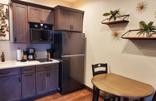 Estes Park Condo | Come stay at the Stream Suites for unbelievable views!