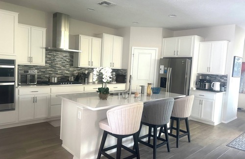 Taylor Ranch House | Comforatable Modern Townhouse in welcoming Albuquerque