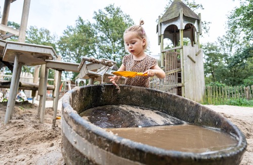 Municipality of Beesel House | Comfort 4-person children's bungalow in the holiday park Landal De Lommerbergen