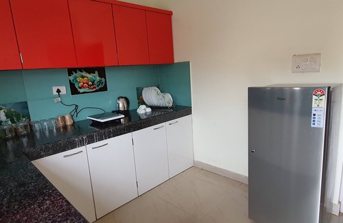 Varanasi Apartment | Comfort and cleanliness. Live pure n simple . Connected with high-speed B/band