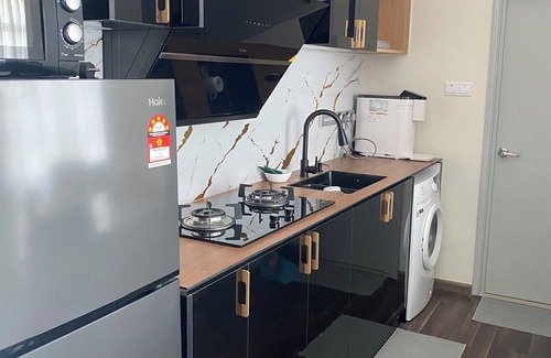 Kuantan Apartment | Comfort & calm studio with WiFi and AC in fabulous Kuantan