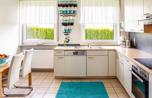 Esternberg House | Comfort House Bungalow on land, 12 persons 5 bedrooms