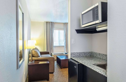 Yorkton Hotel | Comfort Inn And Suites