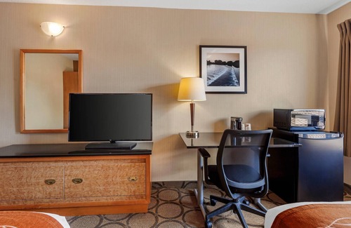 Brantford Hotel | Comfort Inn Brantford