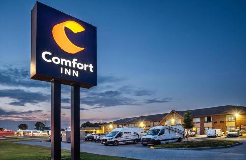 Chatham-Kent Hotel | Comfort Inn