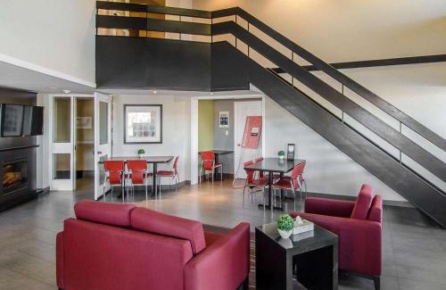 Swift Current Hotel | Comfort Inn