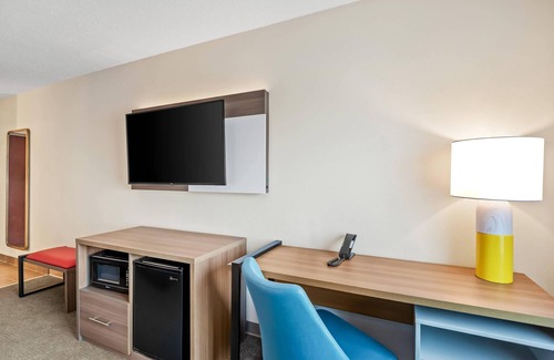 Emporia Hotel | Comfort Inn Emporia