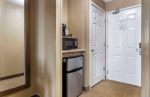 Gurnee Hotel | Comfort Inn Gurnee near Six Flags