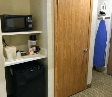 Hobart Hotel | Comfort Inn Hobart-Merrillville I-65