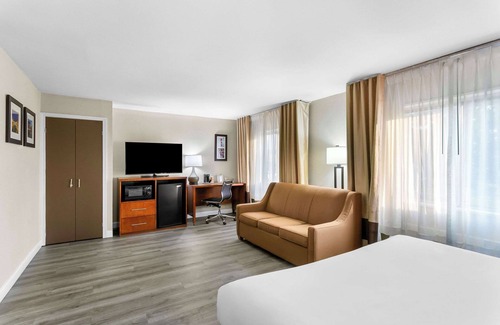 Frederick Hotel | Comfort Inn Red Horse Frederick