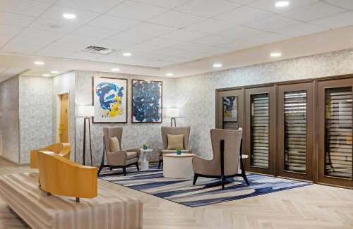 Greenville Hotel | Comfort Inn & Suites Greenville Near Convention Center