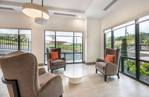 Bellevue Hotel | Comfort Inn & Suites Nashville