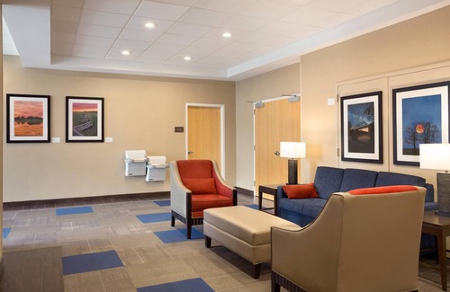 Downtown Little Rock Hotel | Comfort Inn & Suites Presidential - Downtown Little Rock