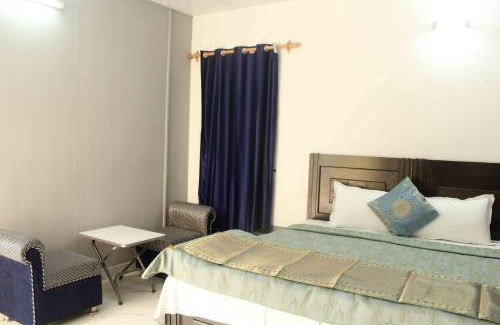 Safdarjung Enclave Bed & Breakfast | Comfort Point Bed & Breakfast