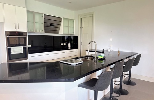 Wallan House | comfort, serenity, and family togetherness await