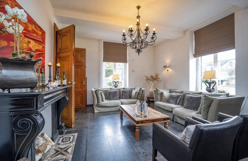 Municipality of Valkenburg aan de Geul Hotel | Comfort Stay + Free Parking/Breakfast | Near Bonnefantenmuseum & Trails