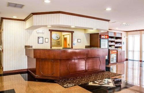 Canton Hotel | Comfort Suites Canton - Detroit