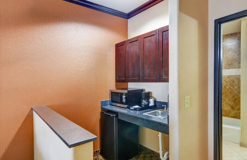 Kilgore Hotel | Comfort Suites Kilgore