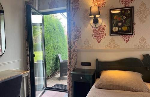 Echternacherbruck Bed & Breakfast | Comfort terrace double room shower/WC first floor - Pension Zum Golfstübchen