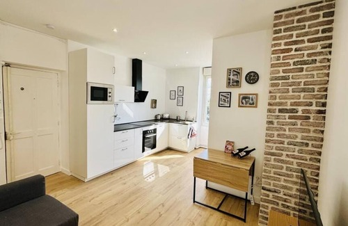 Saulaie - Claveliere Apartment | Comfortable modern T2 near metro