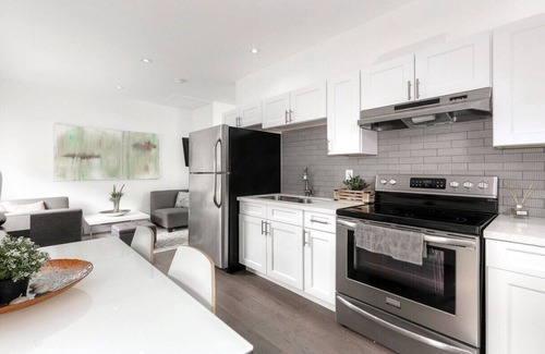 Oakwood Village House | Comfortable 2 BED- 2 BATH