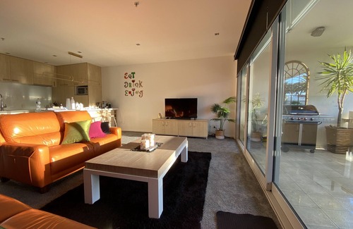 Stepneyville Apartment | Comfortable Apartment with Sea Views.