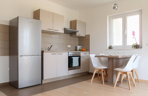 Dobropoljana Apartment | Comfortable holiday apartment Prizemlje