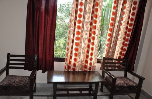 Tapovan Villa | Comfortable Room in Tapovan